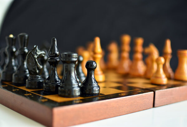 人狼とチェスでOpenAIが圧勝：マインドスポーツに回帰するLLMベンチマーク