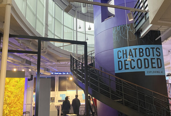 CGへの扉 Vol.83:コンピュータ歴史博物館でみるAIチャットボットの歴史